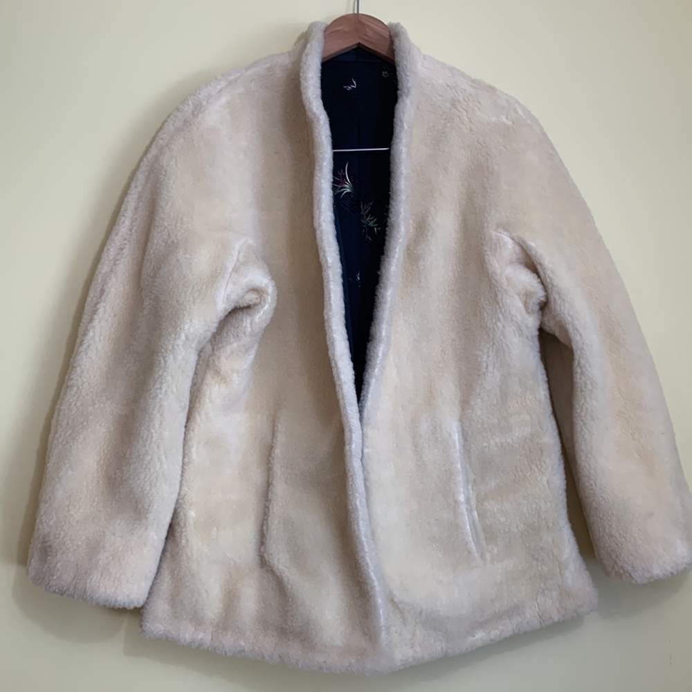 Vintage REVERSIBLE Asian Shearling Satin Embroidered Floral Open Front Jacket M - Picture 3 of 16